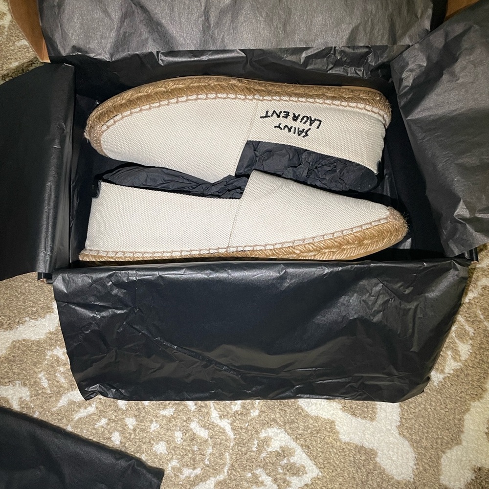 Saint Laurent Black and Cream Espadrilles - Picture 10 of 17